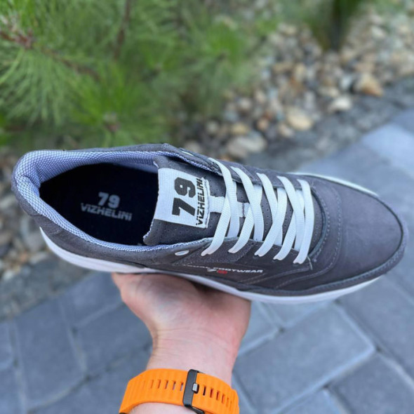 Кросівки чоловічі Vizhelini 79 Сірі